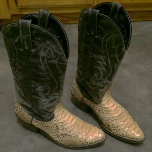 Snake print cowboy western boots